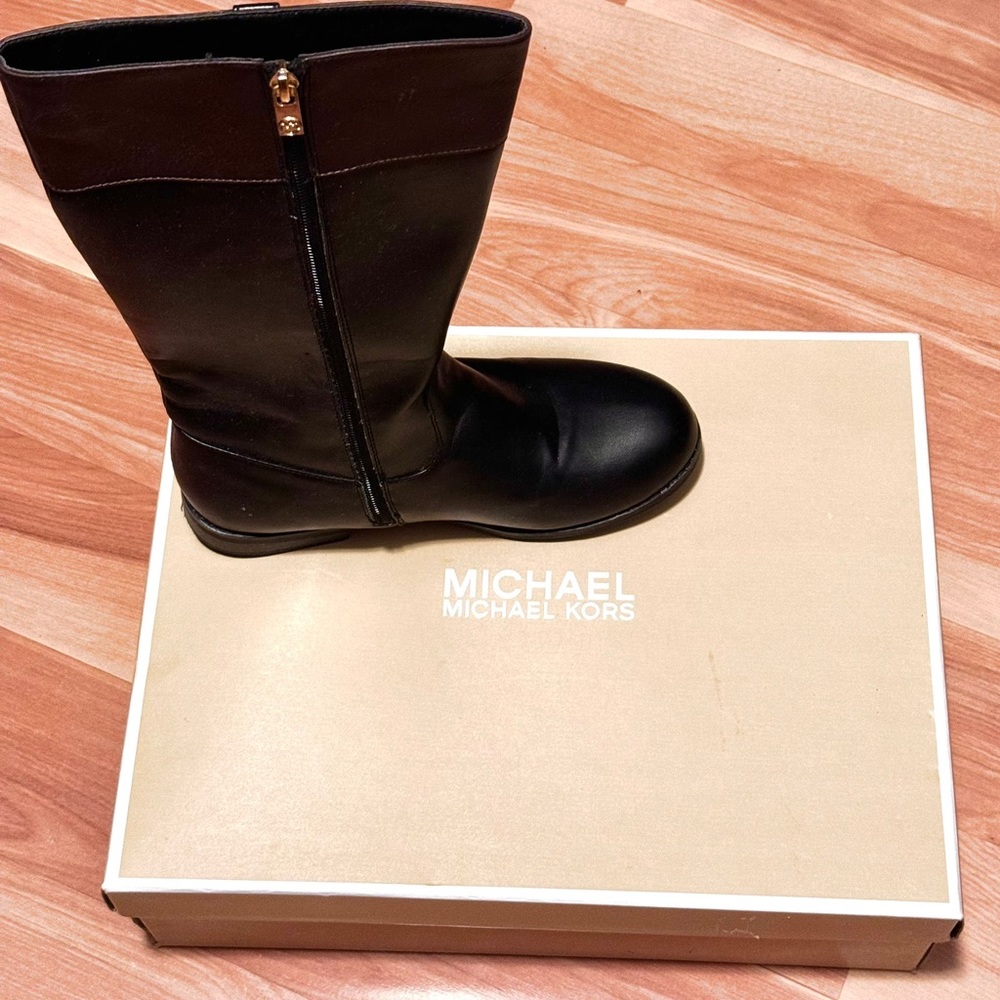 Leather boots